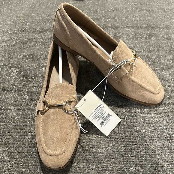 NWT Women's Laurel Loafer Flats - A New Day T™
Light Taupe 6W - Picture 1 of 6
